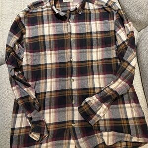 Men's Casual Plaid Button-Down Shirt